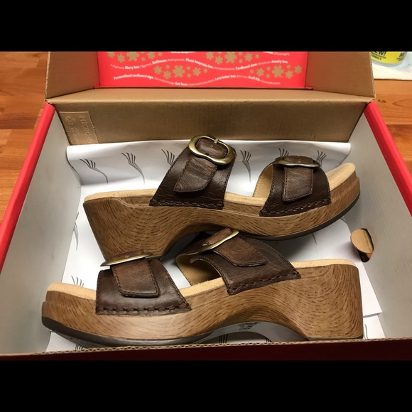 dansko women's sophie sandal